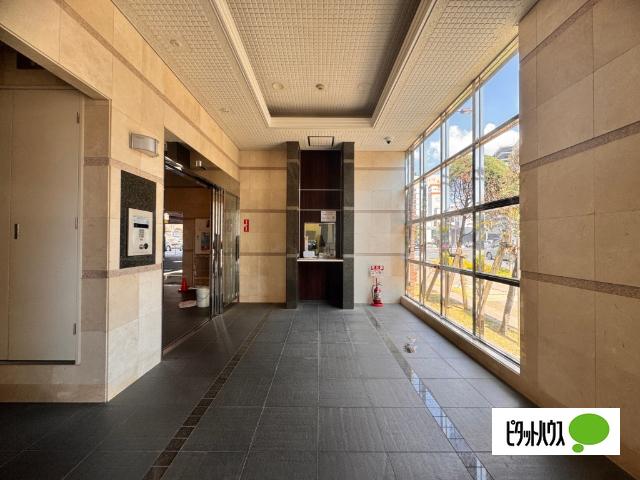 アプローズ佐世保駅弐番館 エントランス