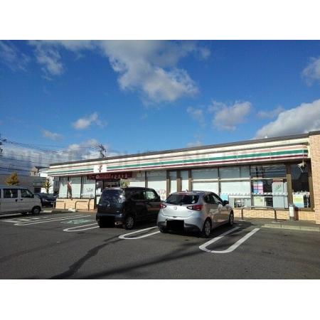セブンイレブン鈴鹿道伯５丁目店：650m