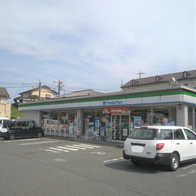 ファミリーマート四日市笹川通り店：728m