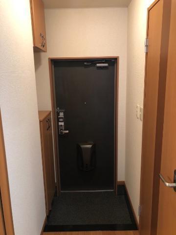 リヴァージュ　Ｂ棟 玄関