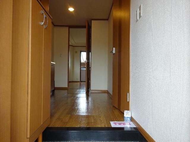 ルーミンズ・ヒル 玄関