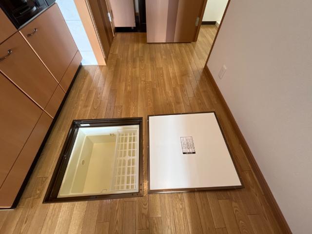 サンライズ　ガル 収納
