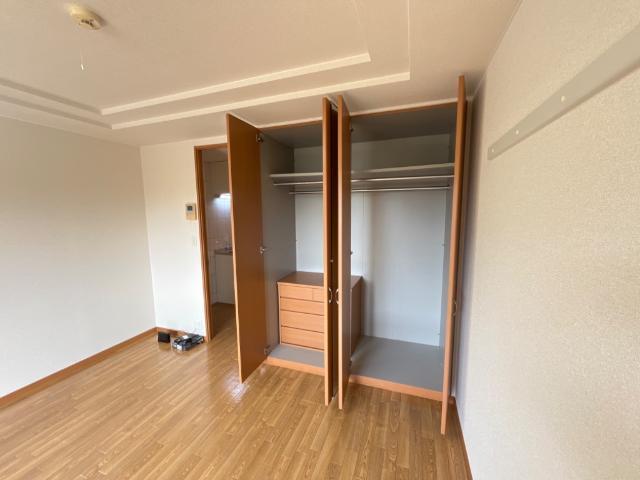 サンライズ　ガル 収納