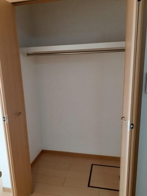 エアリー谷口Ｂ（101） 収納