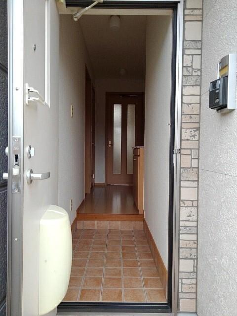 エスポワールドゥ白山（101） 玄関