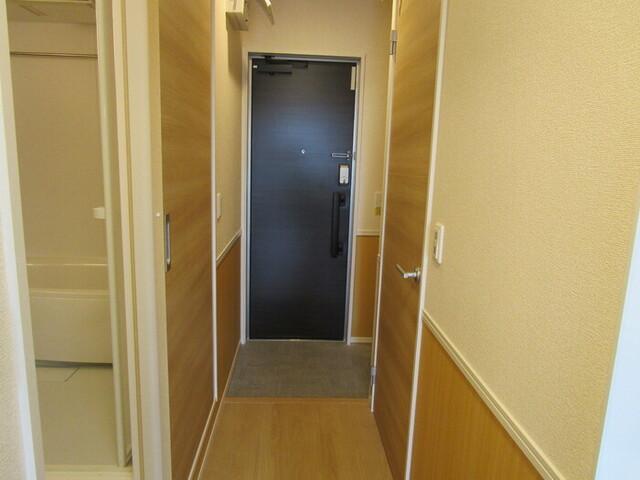 雅野Ⅶ（306） 玄関