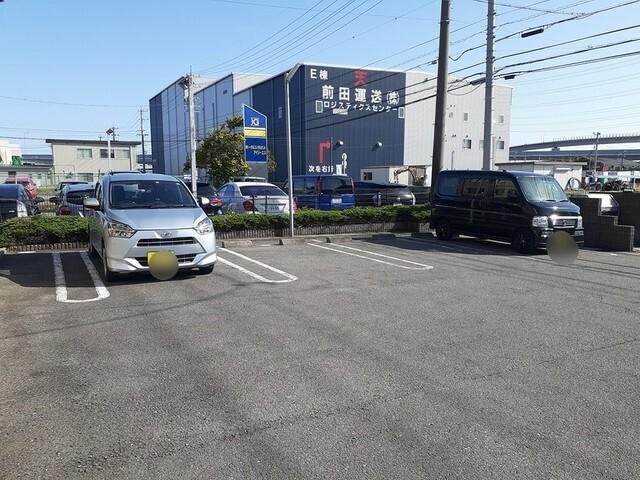 アンソレイエ　ガルデン（102） 駐車場