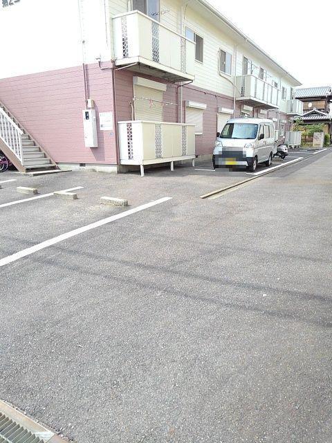 第２コーポかとう（2A） 駐車場