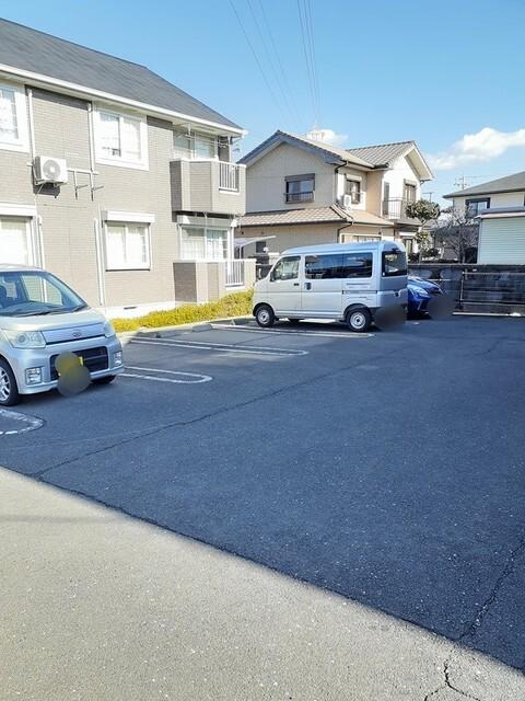 Ｏｎｌｙ　Ｏｎｅ　Ⅱ（202） 駐車場