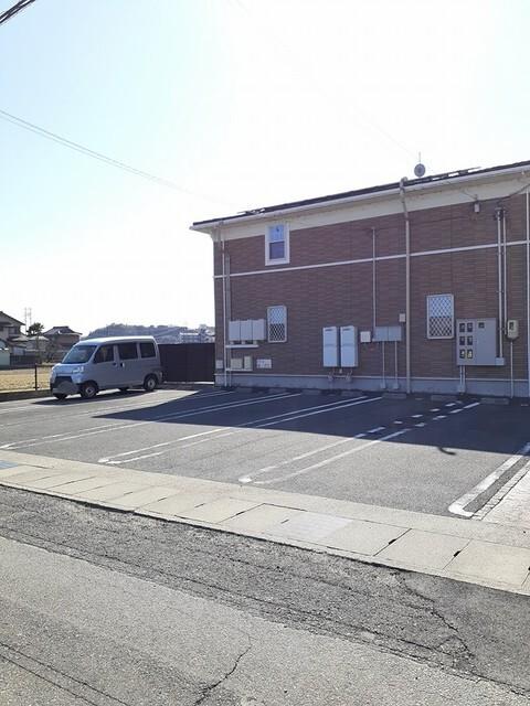 Ｓｕｎｒｉｓｅ　Ｙ（201） 駐車場