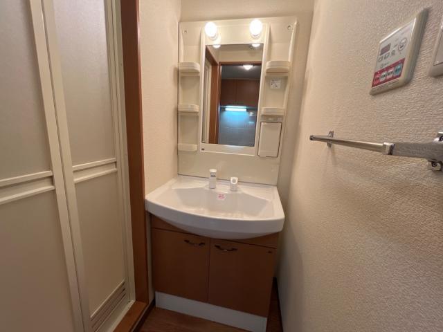 アネモネ 部屋画像