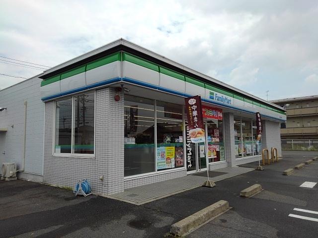 ファミリーマート生桑南店：1250m