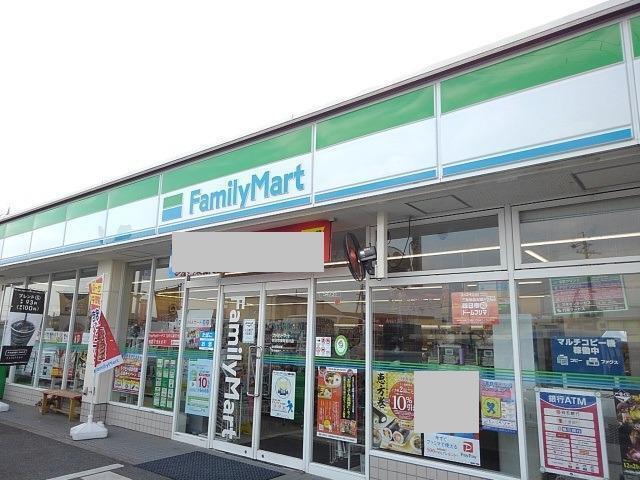 ファミリーマート東阿倉川店：600m