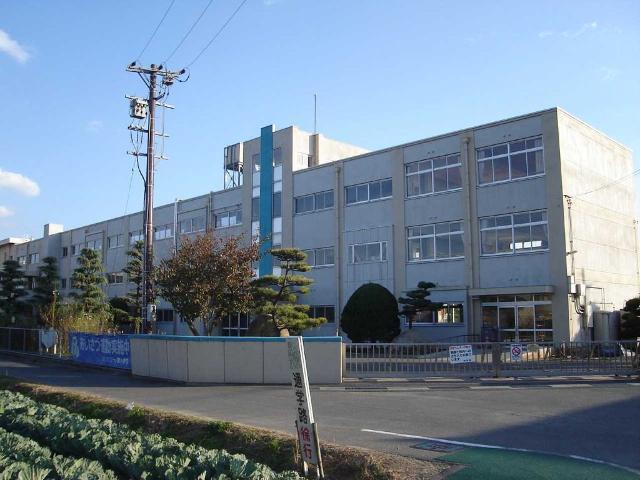 鈴鹿市立一ノ宮小学校：1745m
