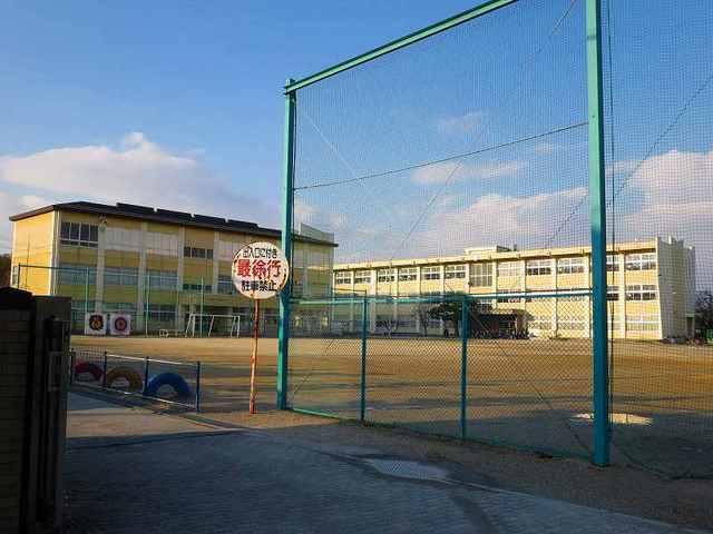 大矢知興譲小学校：1800m