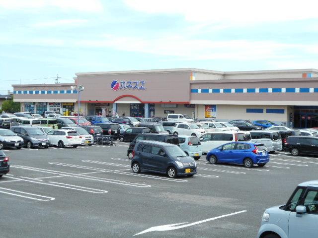 カネスエ日永店：400m