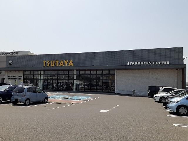 ＴＵＴＡＹＡ鈴鹿中央通店：400m