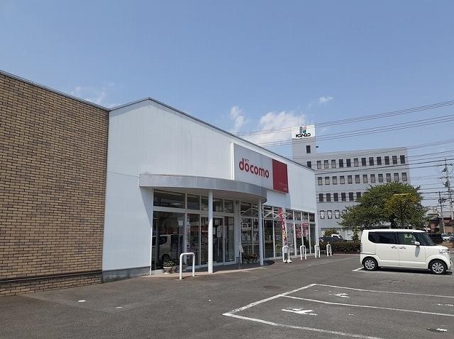 ドコモショップ鈴鹿店：750m