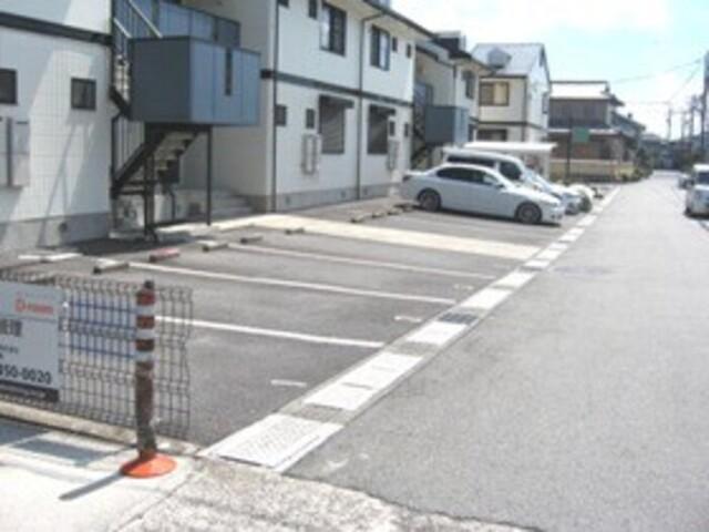 カーサセレーノ　B棟（205） 駐車場
