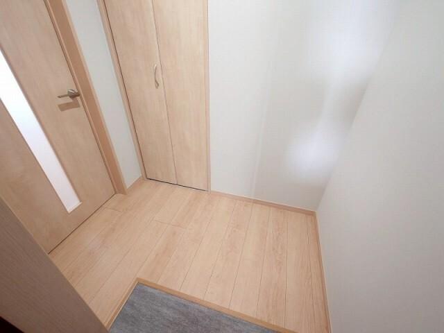 福岡市早良区野芥アパート 玄関
