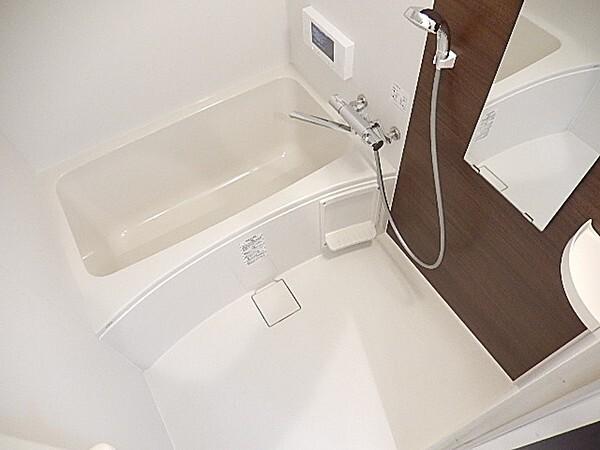 福岡市南区三宅アパート バス／シャワー