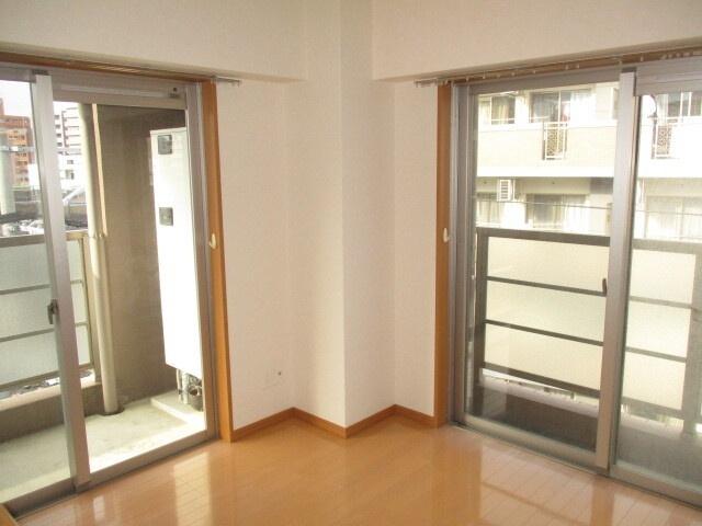福岡市南区高宮マンション リビング