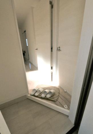 福岡市博多区諸岡アパート 玄関