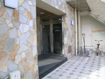 福岡市博多区博多駅東マンション エントランス