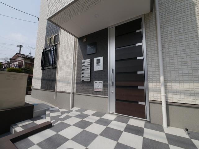 福岡市博多区諸岡アパート エントランス