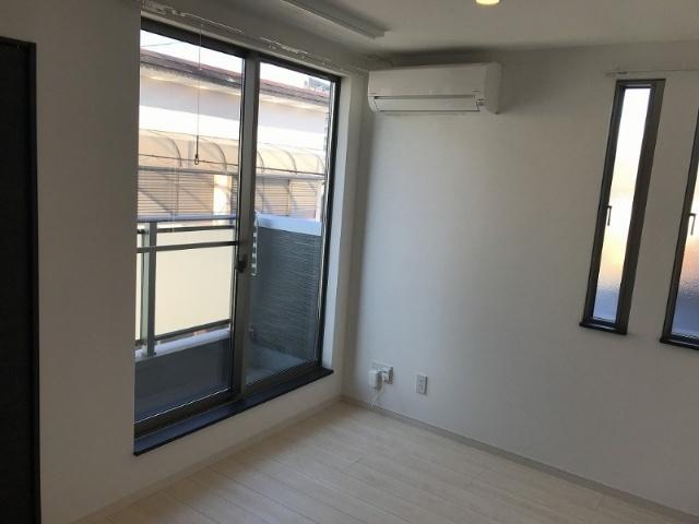 福岡市東区唐原アパート リビング