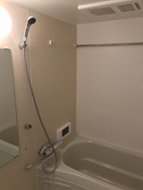福岡市博多区西月隈アパート バス／シャワー