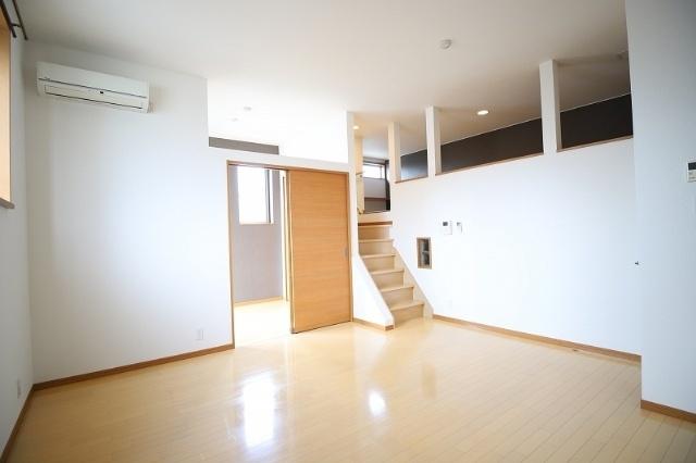 福岡市南区五十川アパート リビング