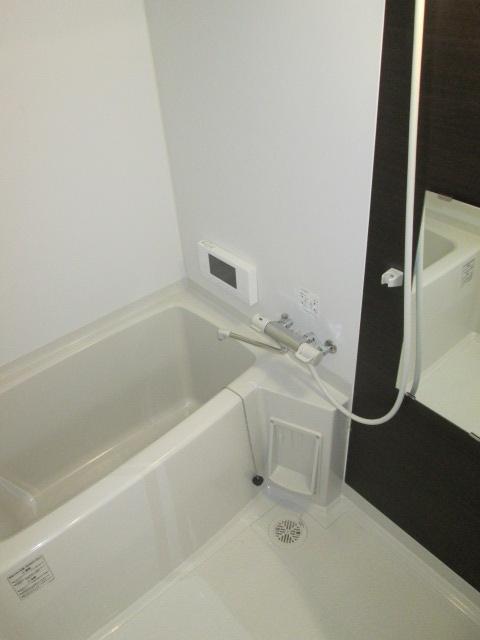 福岡市南区折立町アパート バス／シャワー