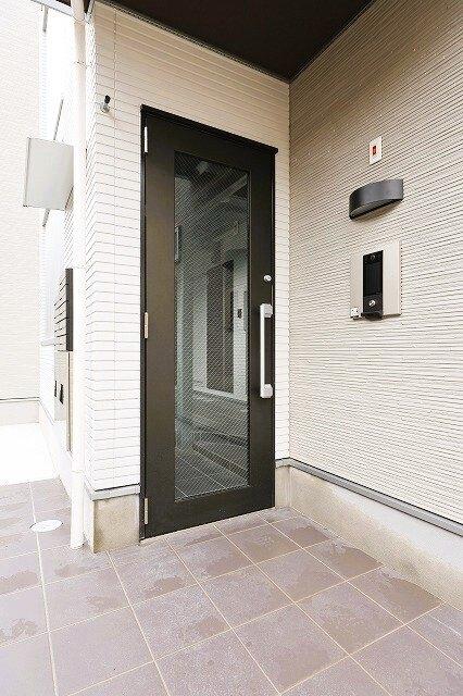 福岡市博多区吉塚アパート エントランス