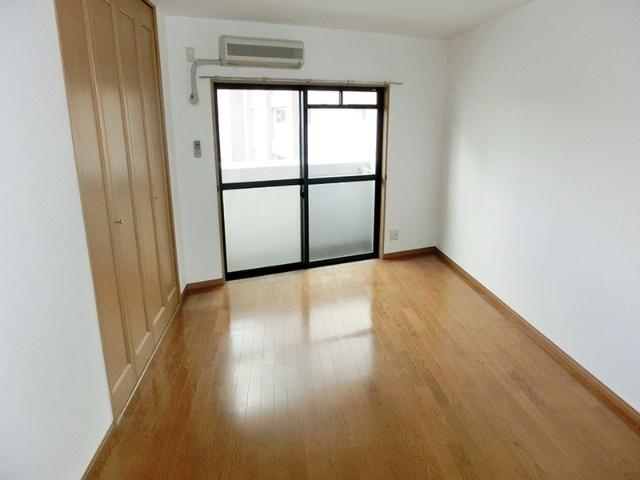 福岡市博多区東比恵マンション リビング