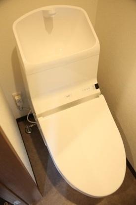 福岡市東区松崎アパート トイレ