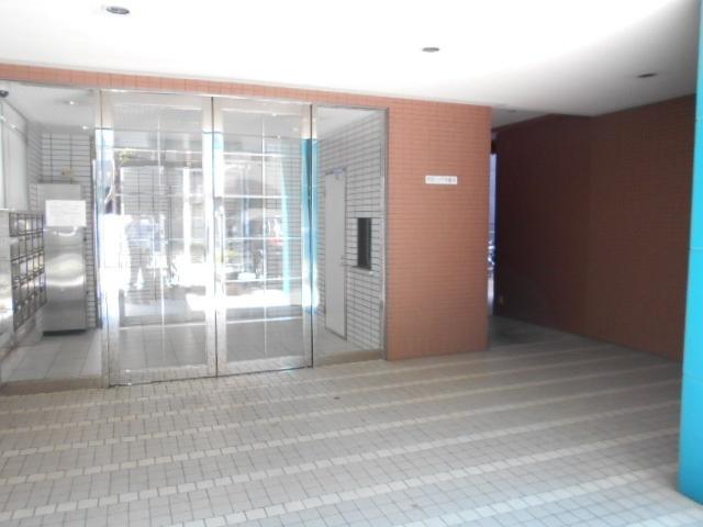 福岡市中央区白金マンション エントランス