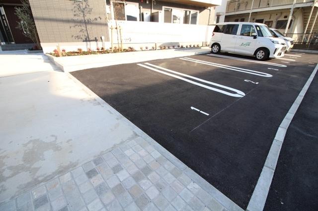 D-ROOM五十川（303） 駐車場