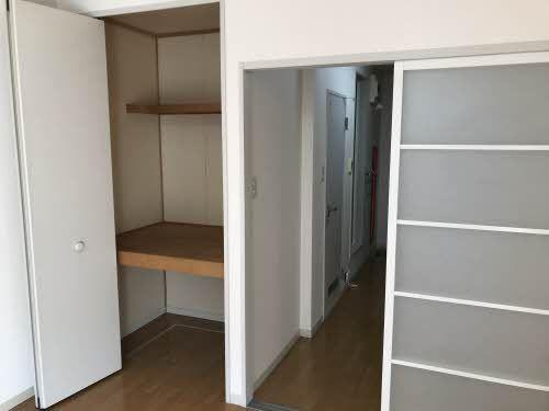 リトルビレッジＢ（107） 玄関