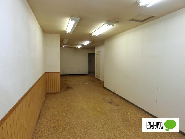 アイビーガーデン（102） 室内