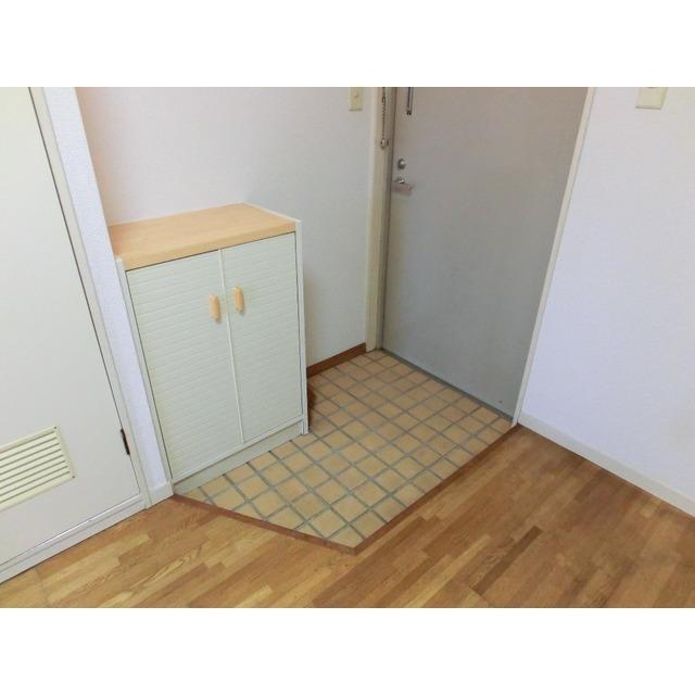 ロイヤルハイツ大和（503） 玄関