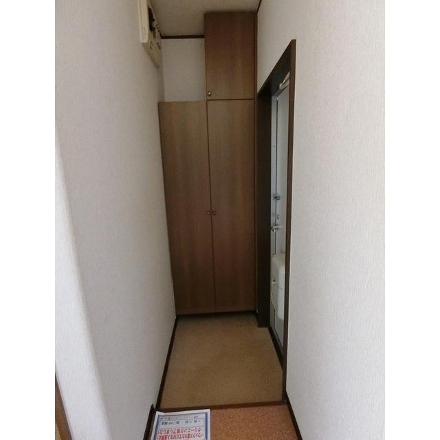 フラット山代西（105） 玄関