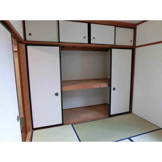 セブンハイツ（011） 収納