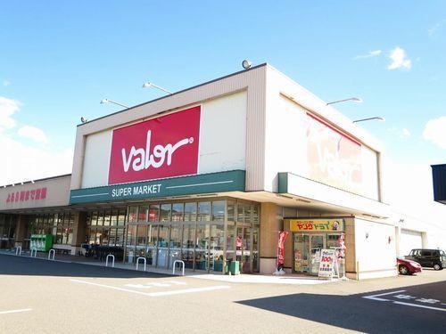 バロー 丸岡店：600m
