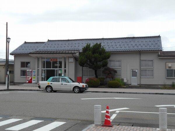 粟津駅：2200m