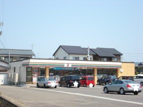 セブンイレブン 丸岡インター店：130m