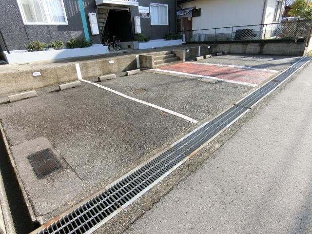 apartment 松が丘２丁目