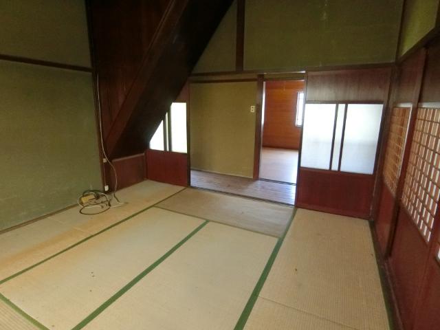 detached 波佐谷町
