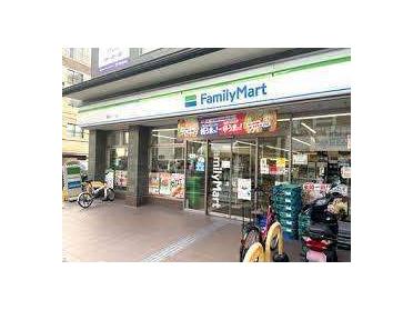 ファミリーマート室町仏光寺店：40m