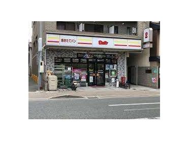 デイリーヤマザキ三条京阪店：98m